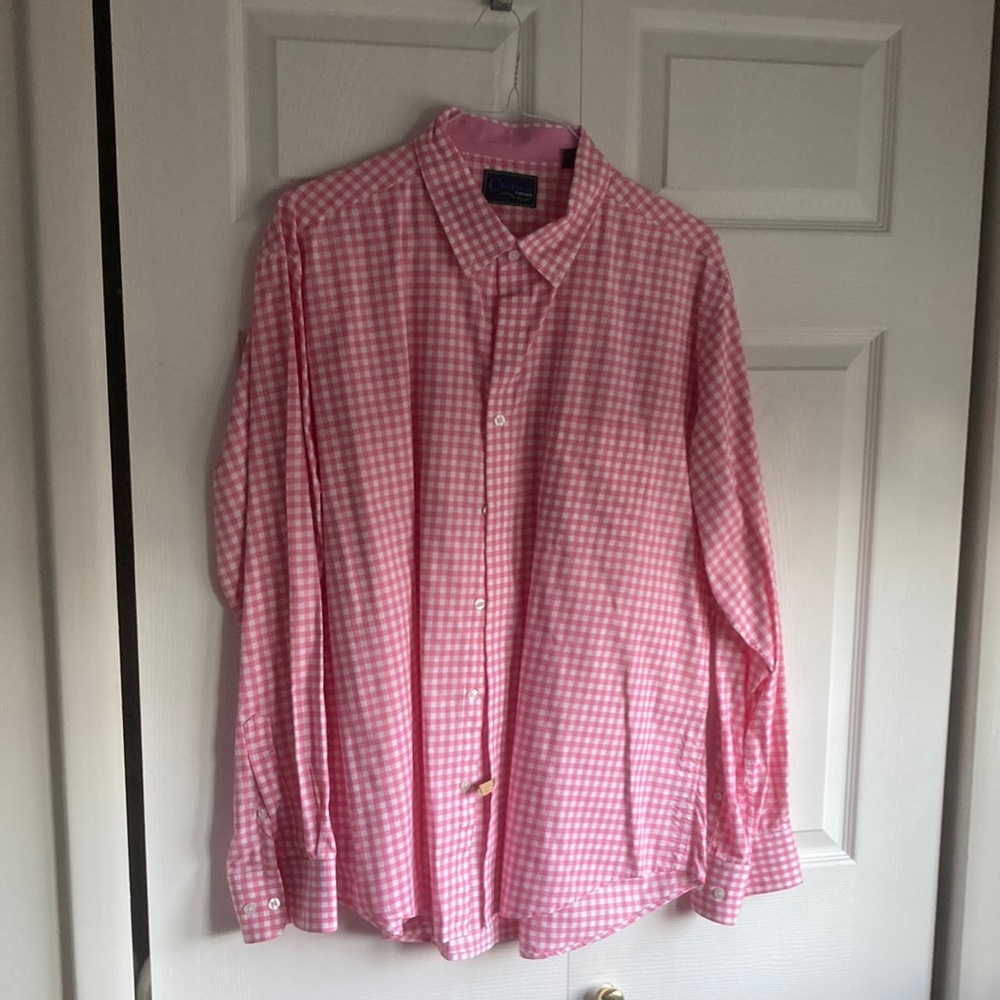 Charlestown XXL, pink&white button down shirt. 100%cotton, newly dry cleaned.